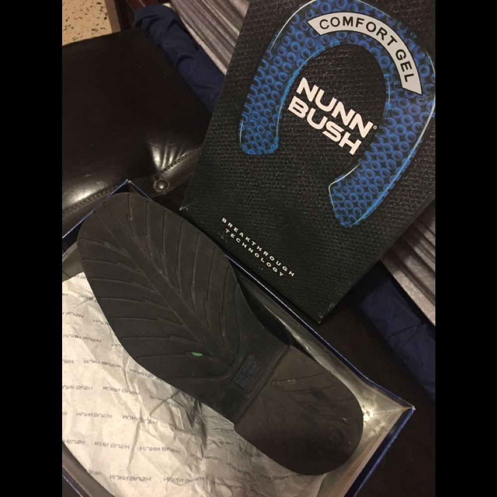 Nun Bush Comfort Gel Black Shoe - Picture 3 of 3
